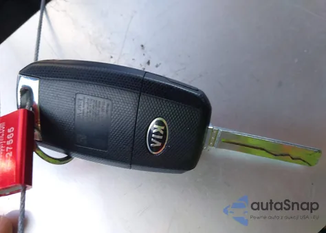 2018 Kia Sportage Lx z USA, uszkodzony, nr VIN KNDPM3AC7J7350053